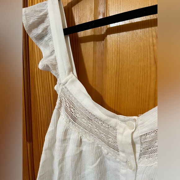 American Eagle Ruffle Button Front White Tank Top Blouse - Picture 9 of 9